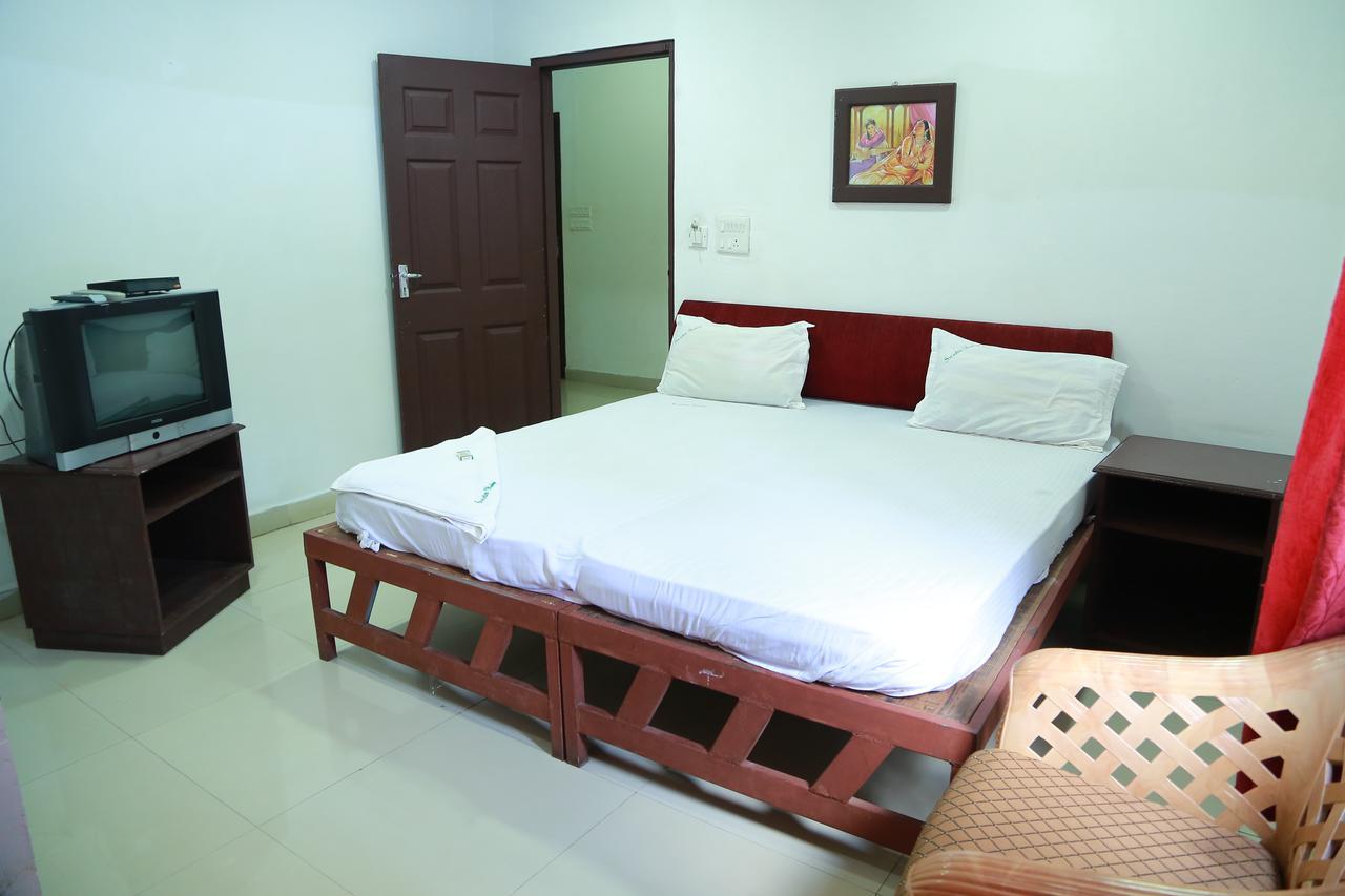 Swades Residency Hotel Cheruvalli Exterior foto